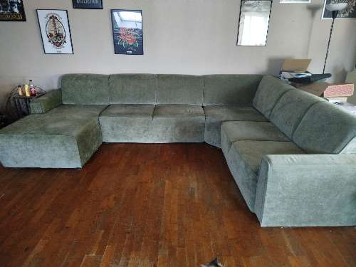 Seller photo