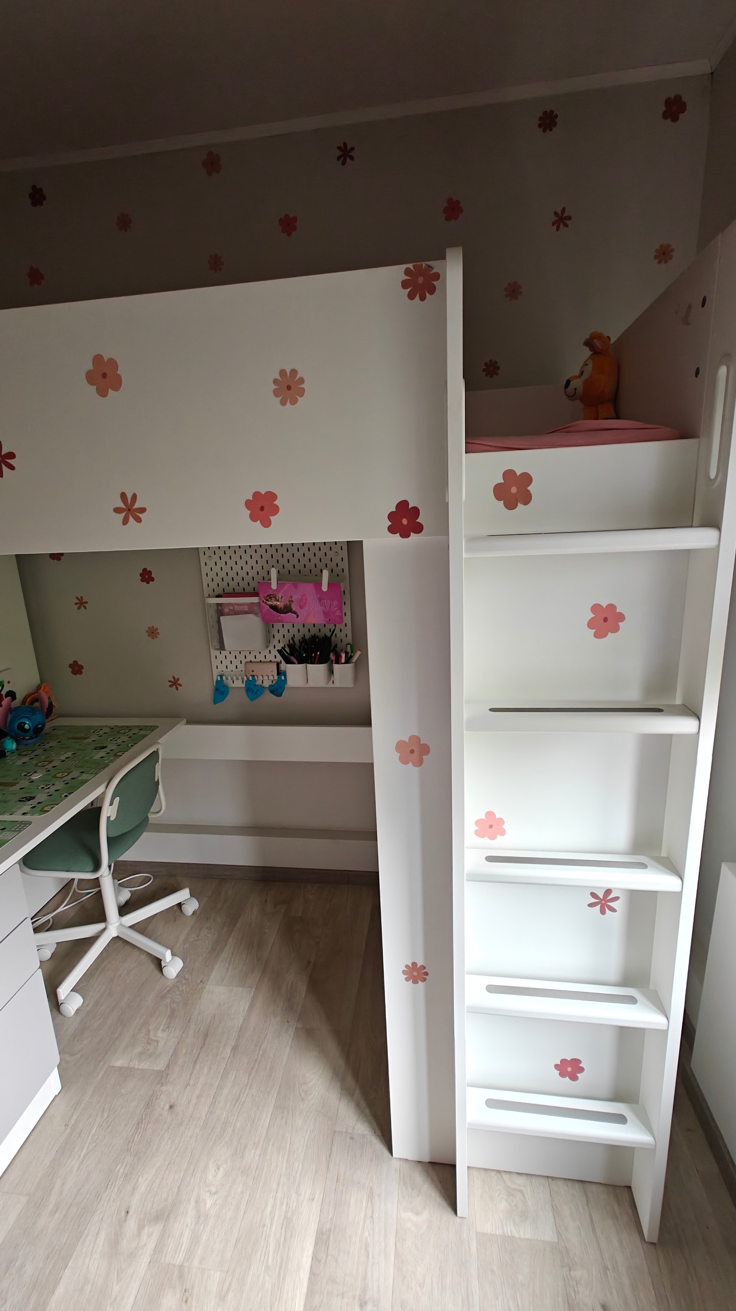 Seller photo