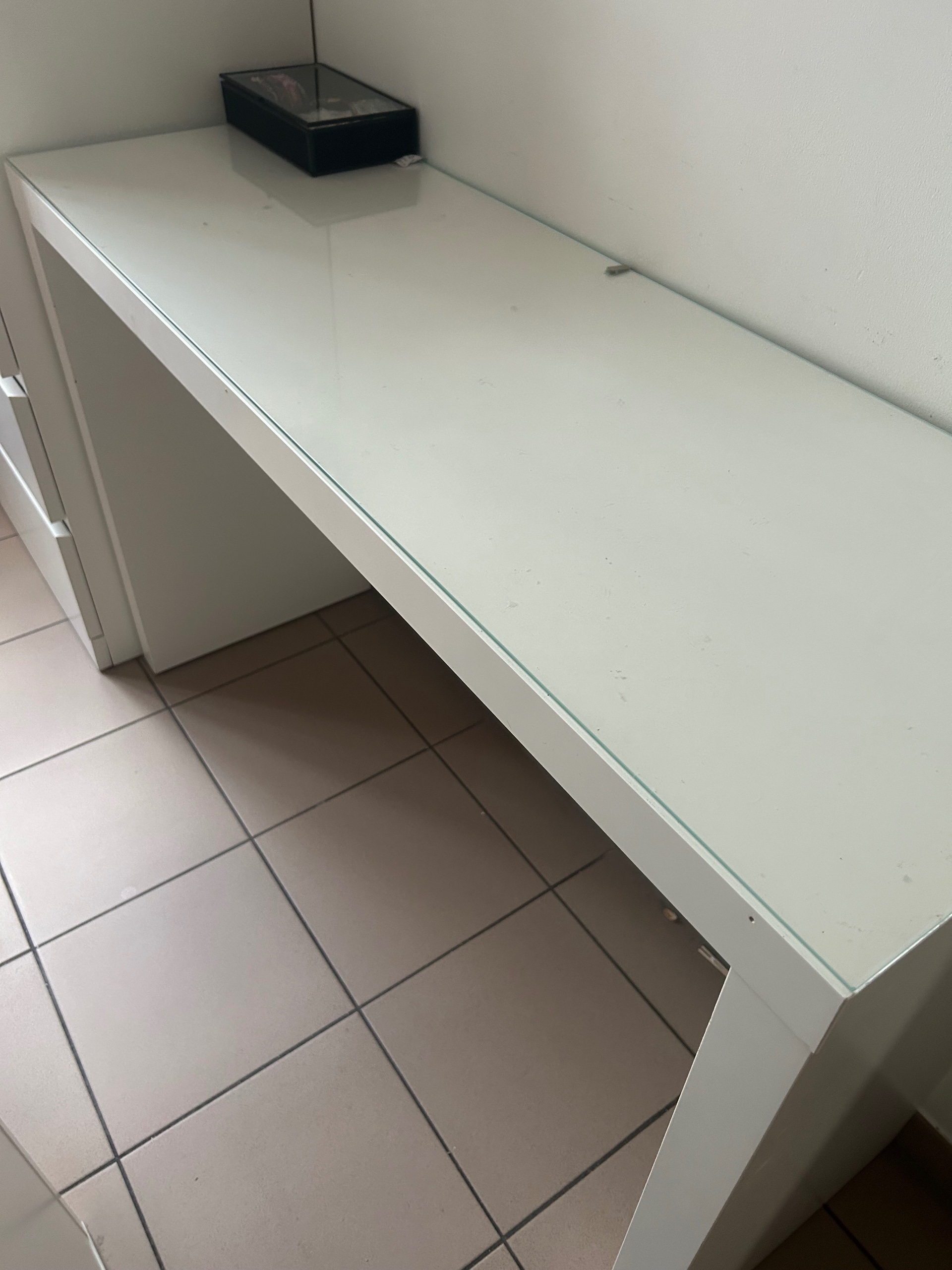Seller photo