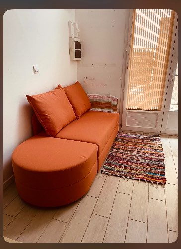 Seller photo