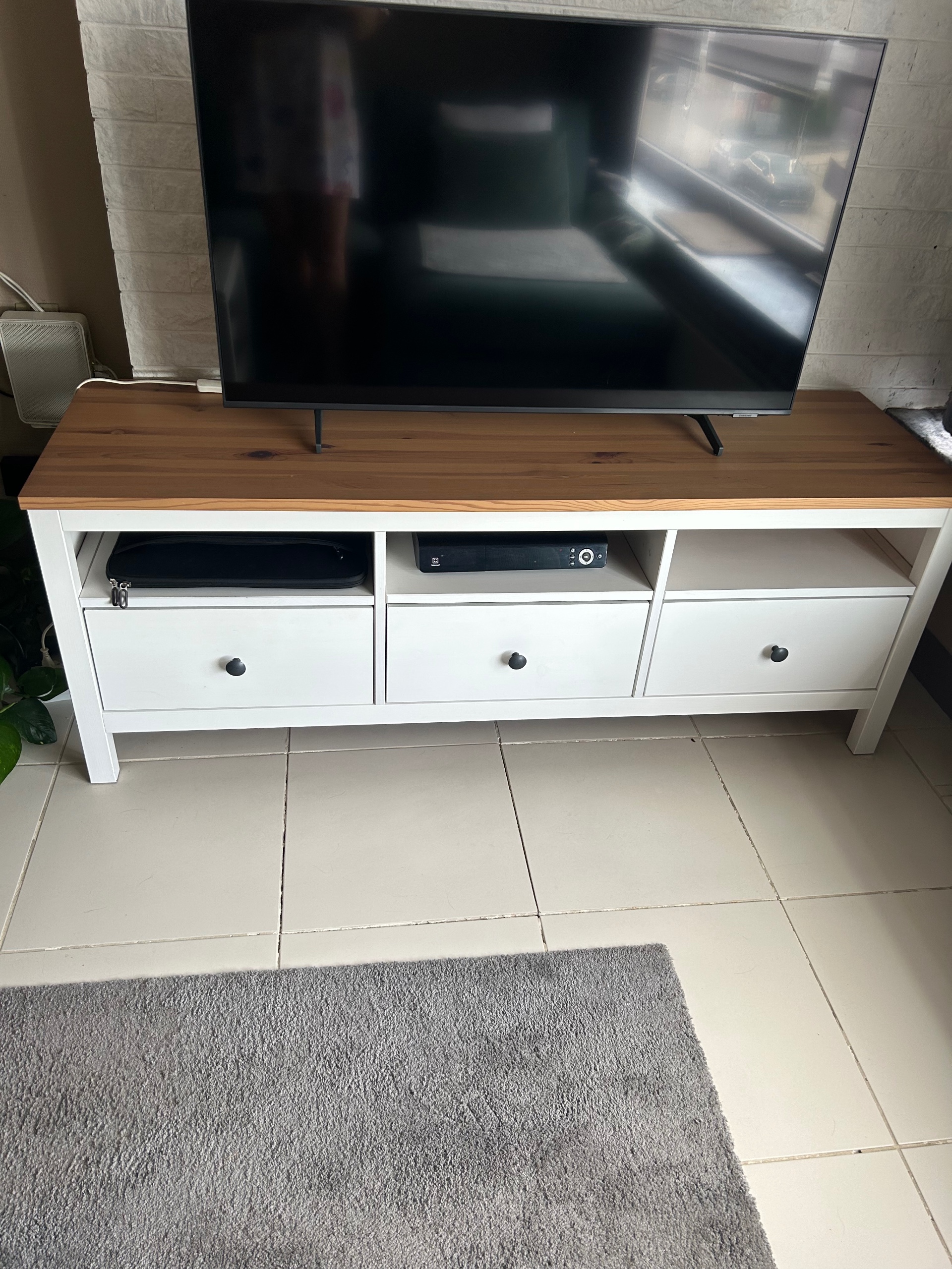 Seller photo