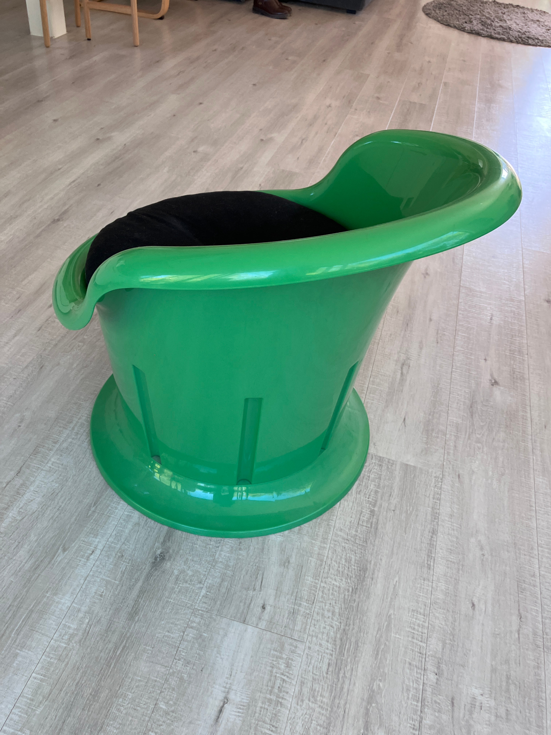 Seller photo