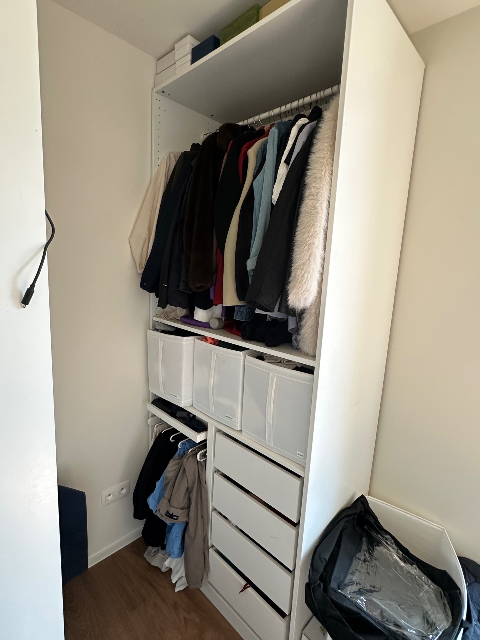 Seller photo