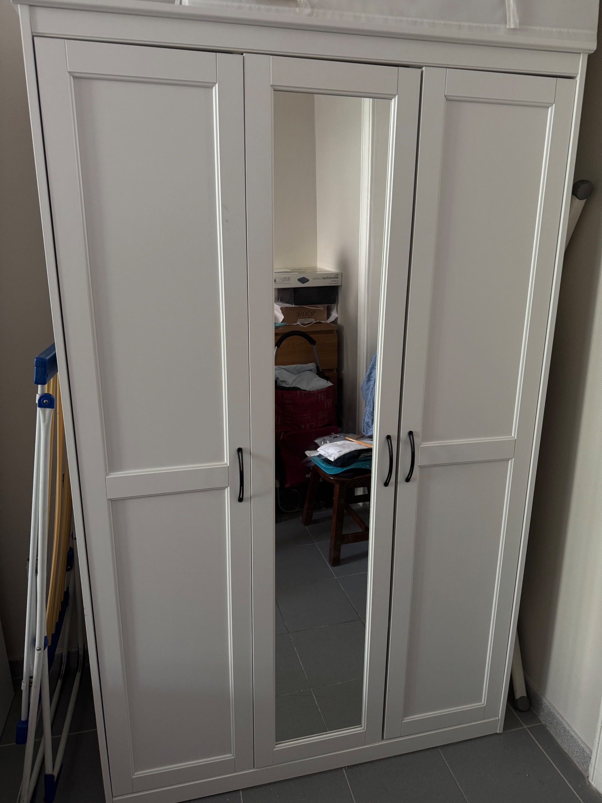 Seller photo