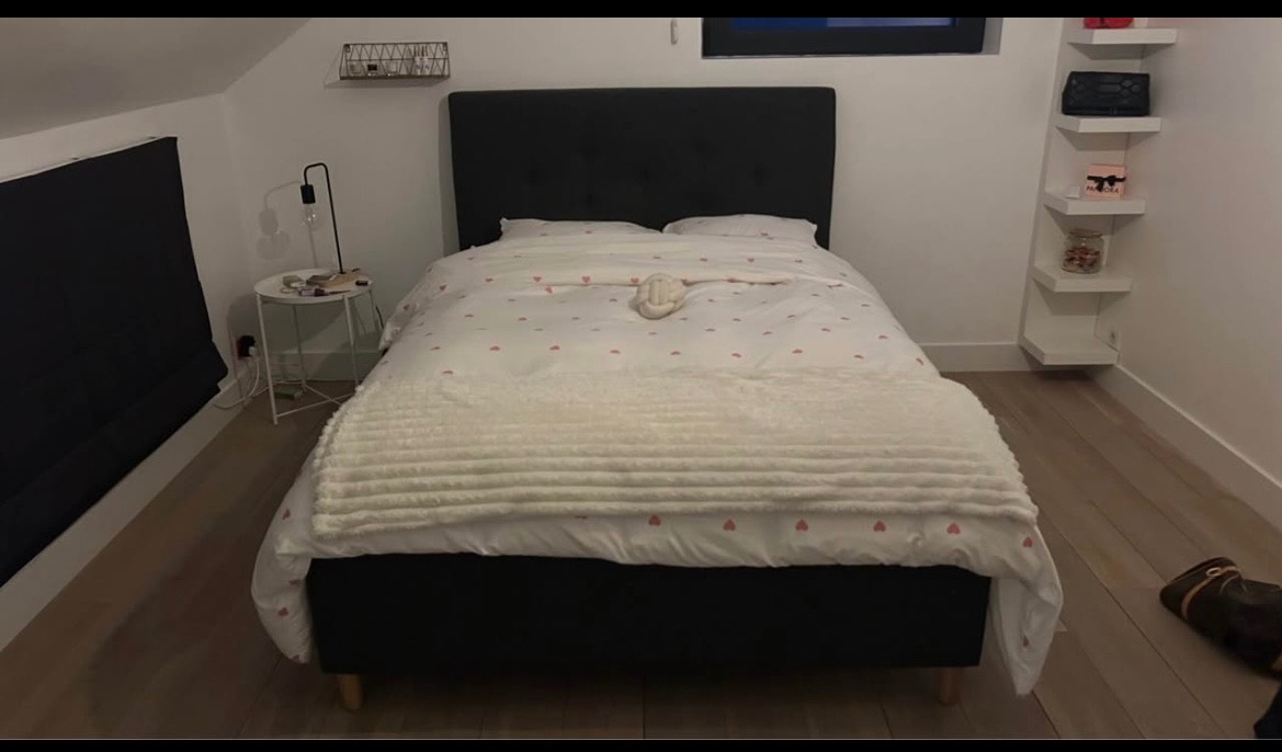Seller photo