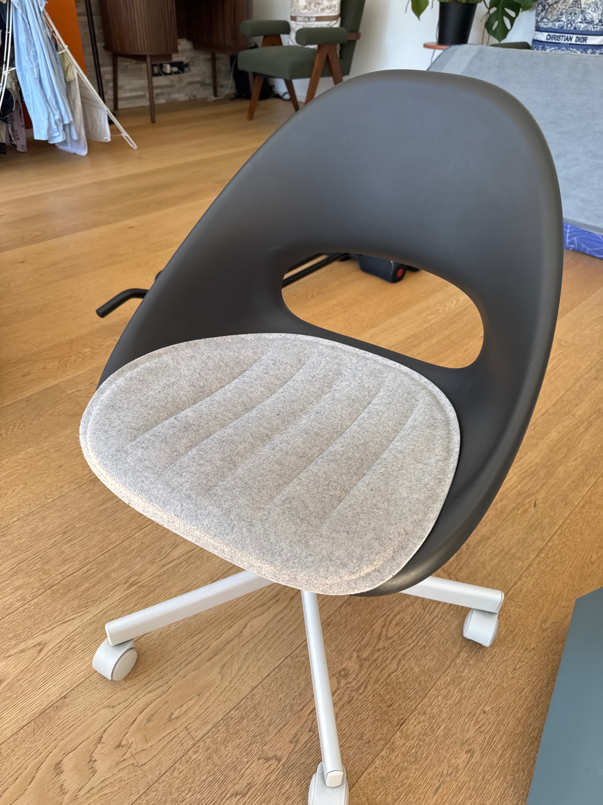 Seller photo