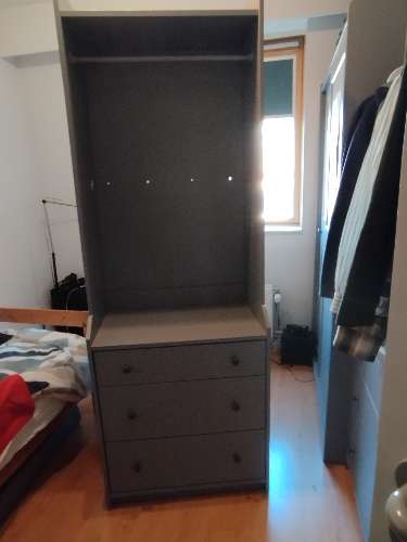 Seller photo