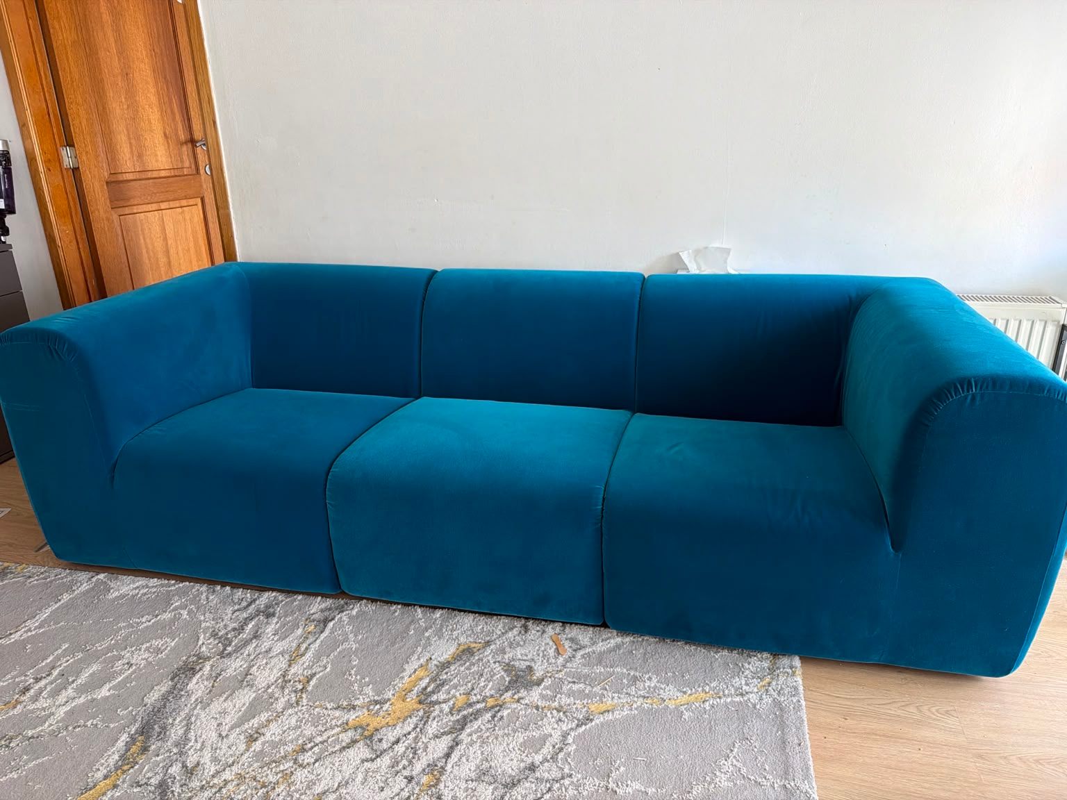 Seller photo