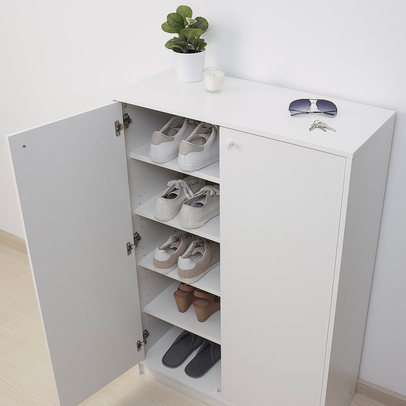 IKEA catalogue photo