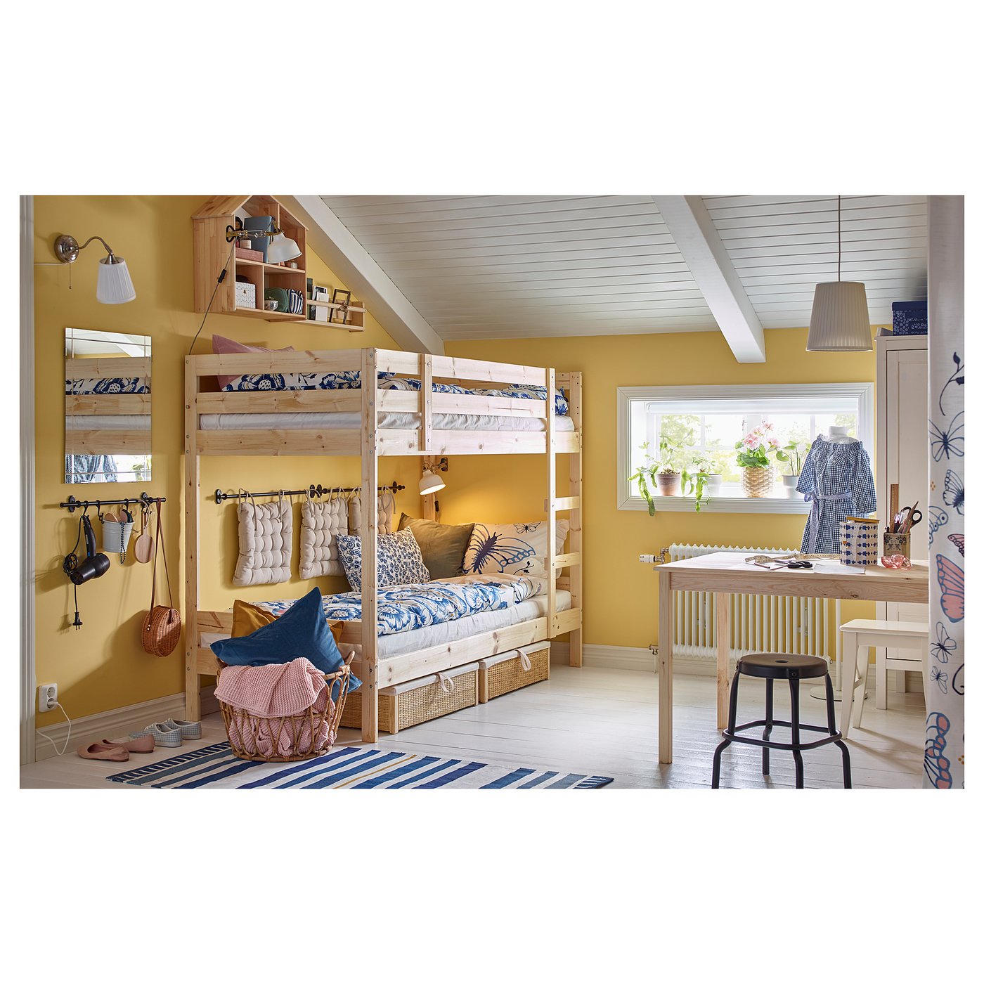 IKEA catalogue photo