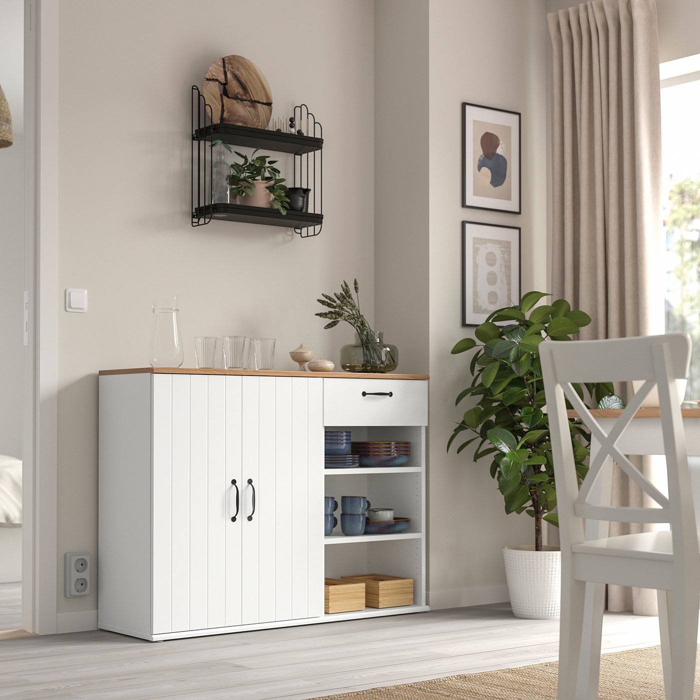 IKEA catalogue photo