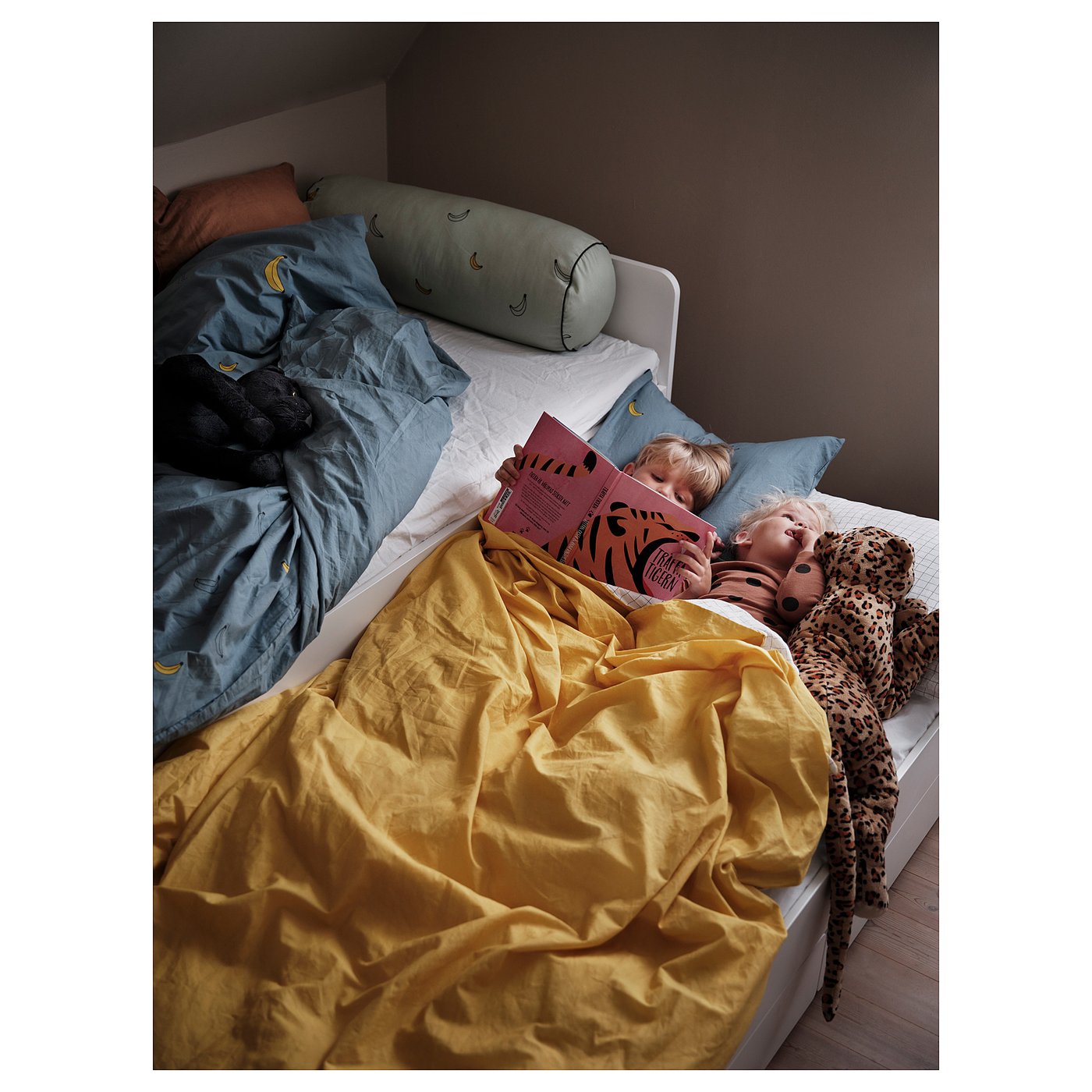 IKEA catalogue photo