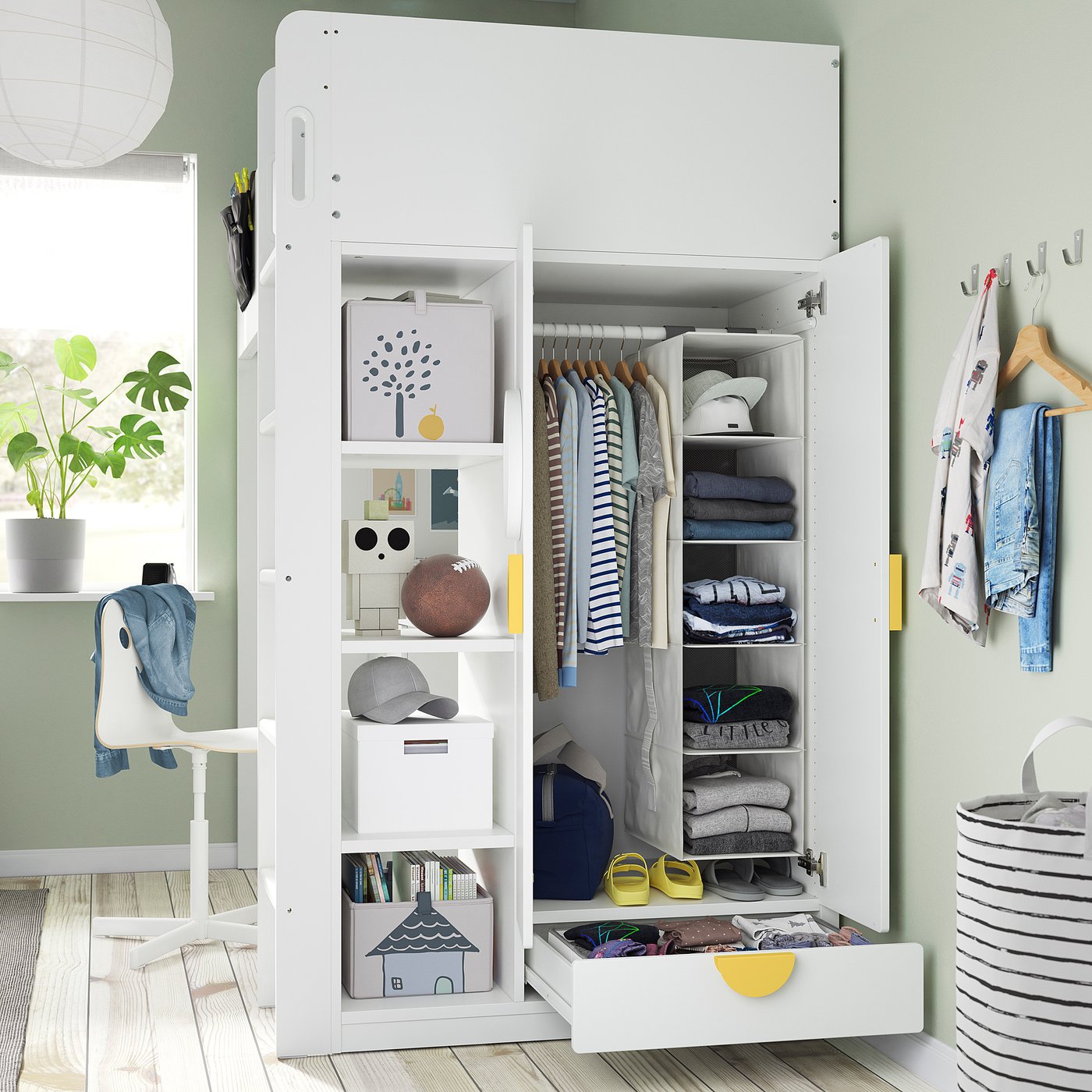 IKEA catalogue photo