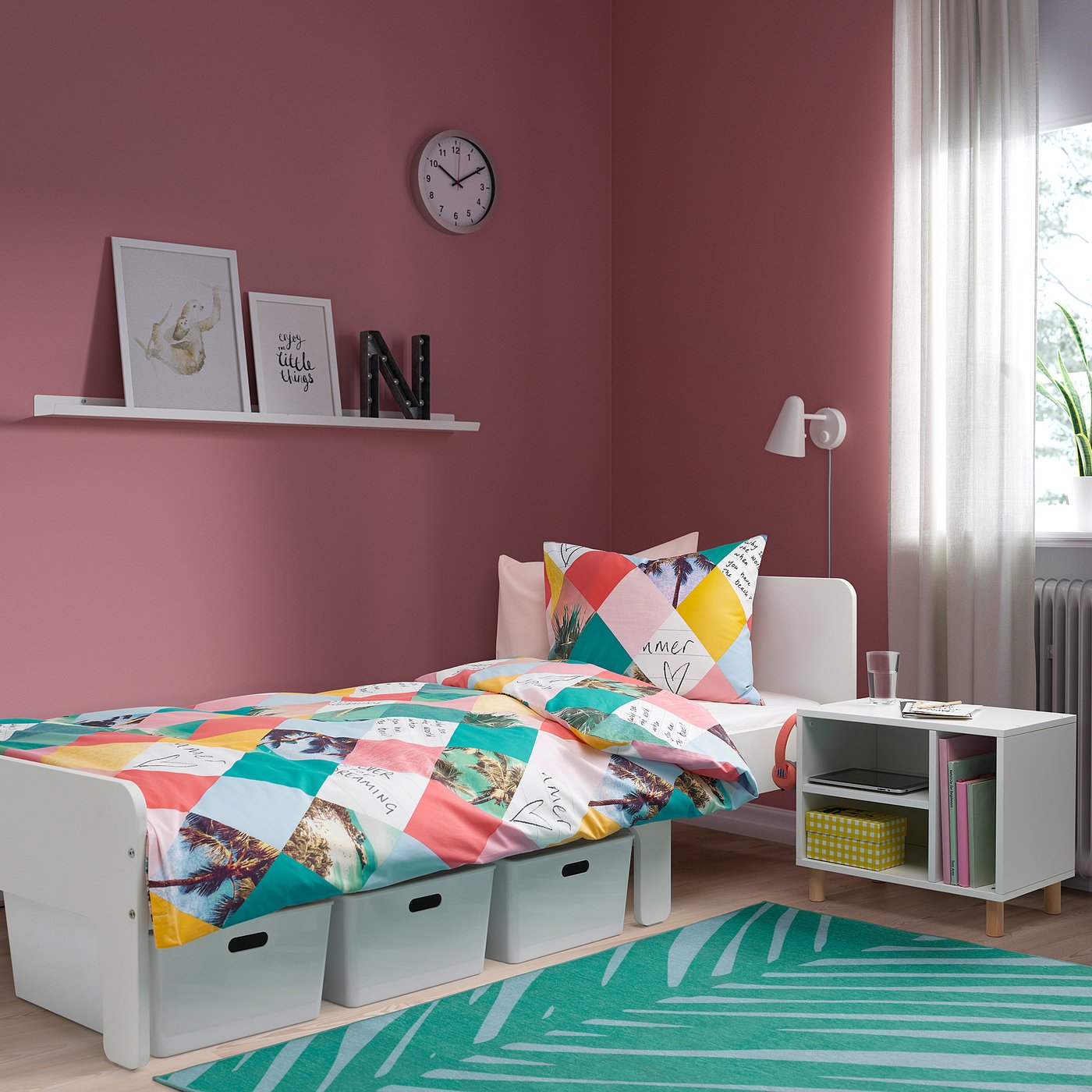 IKEA catalogue photo