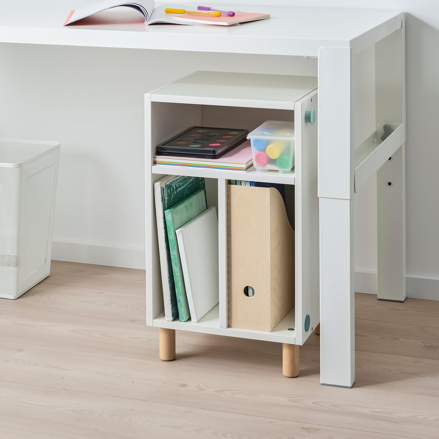 IKEA catalogue photo