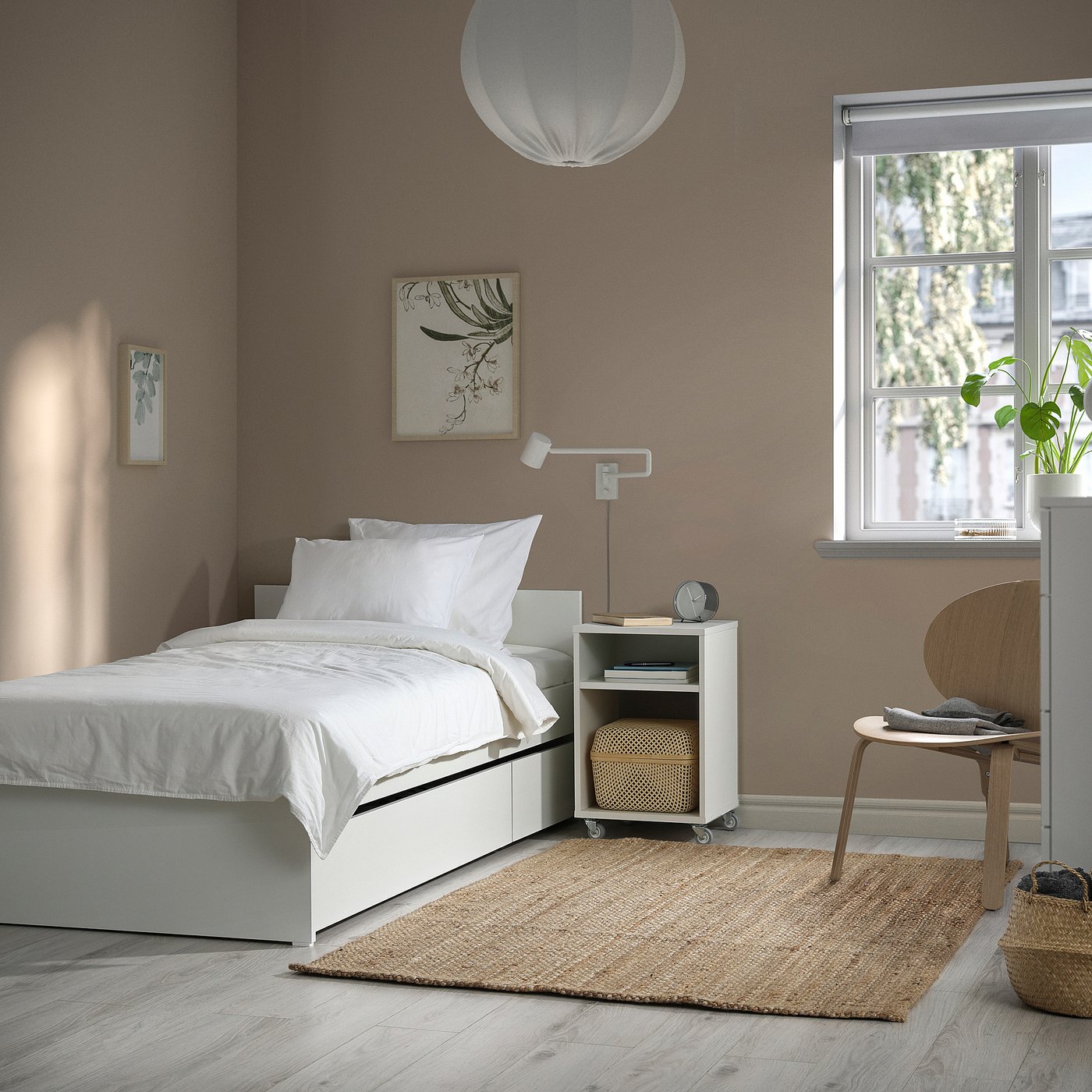 IKEA catalogue photo