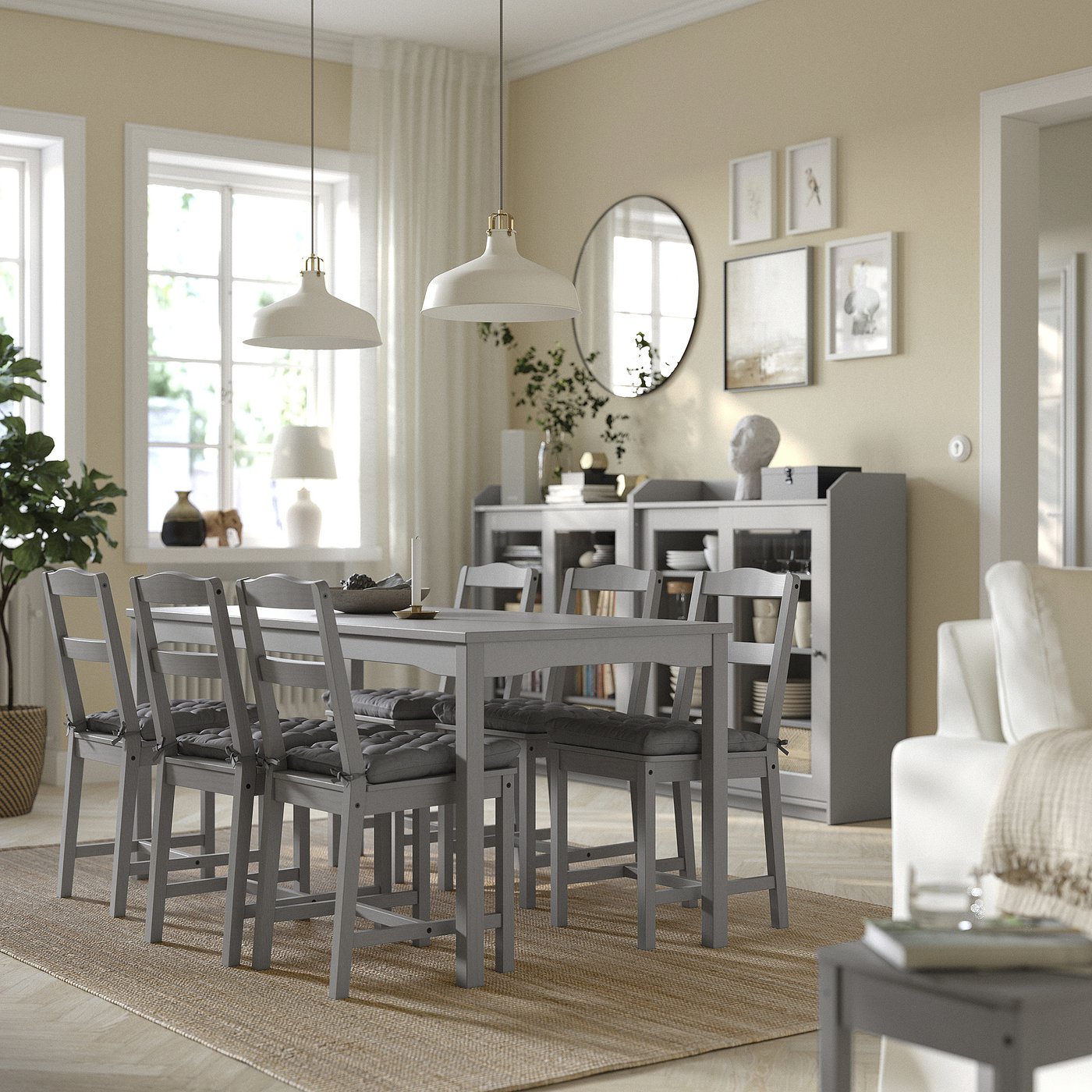 IKEA catalogue photo