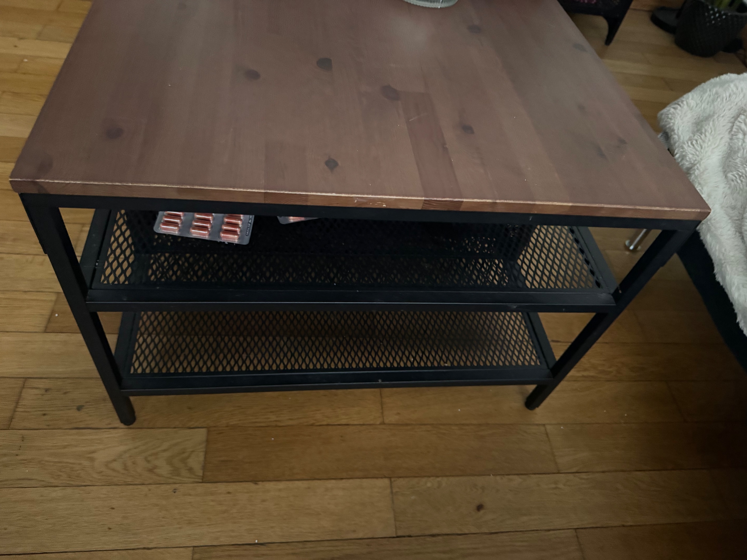TABLE DE SALIN